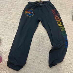S av logo sweats